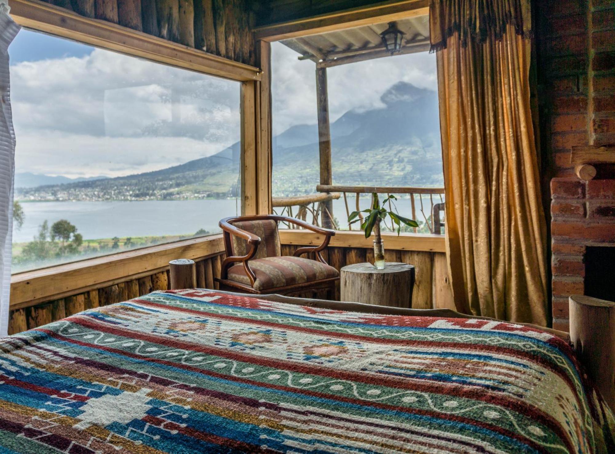 Cabanas Y Glampings Balcon Del Lago Otavalo Luaran gambar