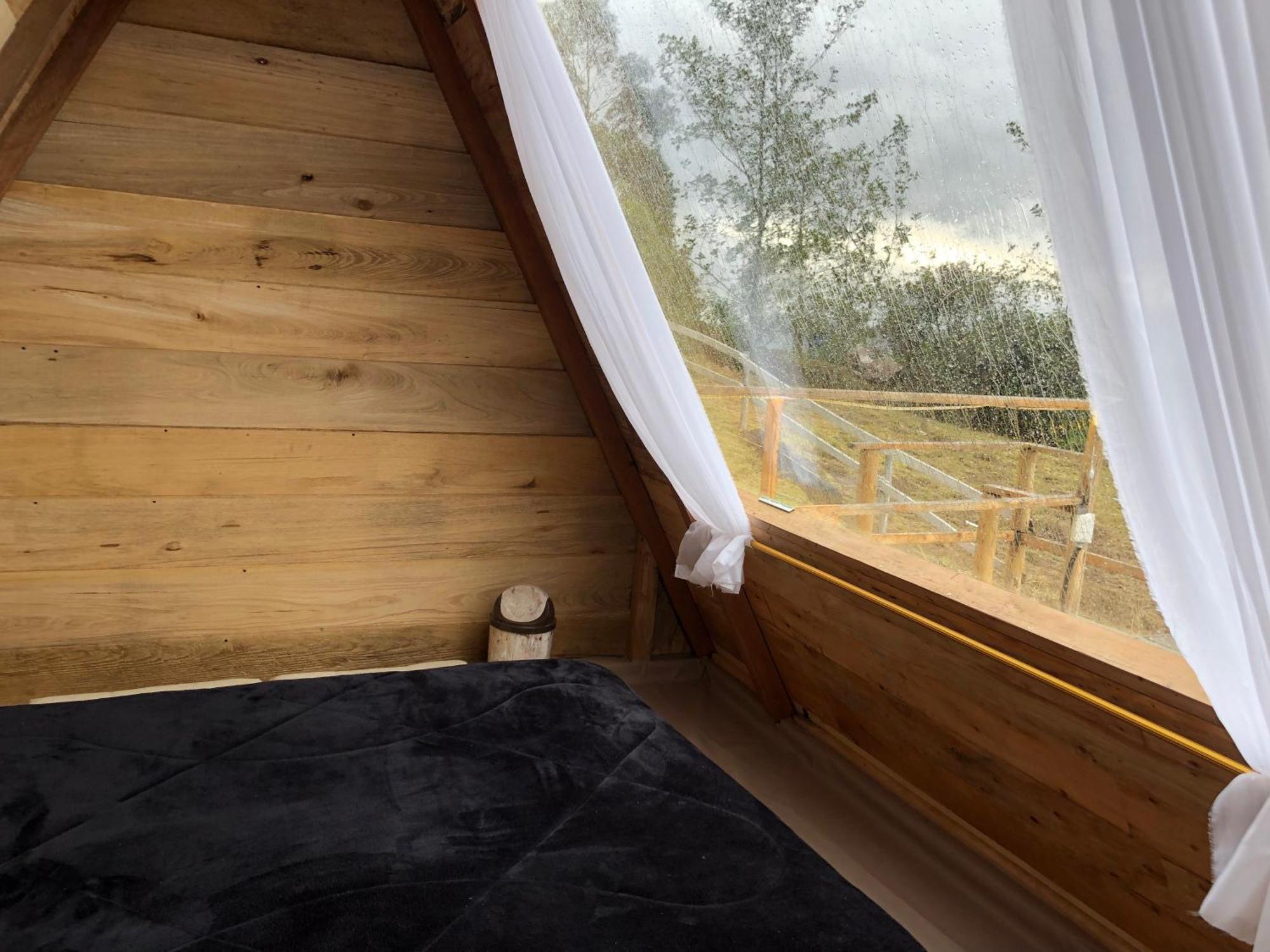 Cabanas Y Glampings Balcon Del Lago Otavalo Luaran gambar